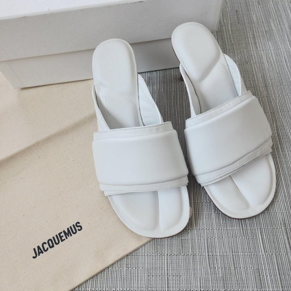 Jacquemus Aqua Les Mules in White